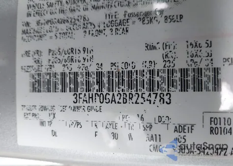 2011 Ford Fusion S z USA, uszkodzony, nr VIN 3FAHP0GA2BR254783